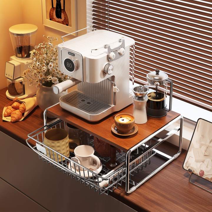 Vad gör förvaringsställ för bänkskiva för kaffebryggare med utdragbar korg till ett måste för Coffee Station